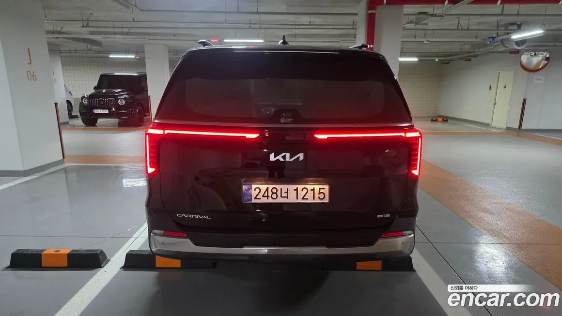 Kia Carnival — фото 2