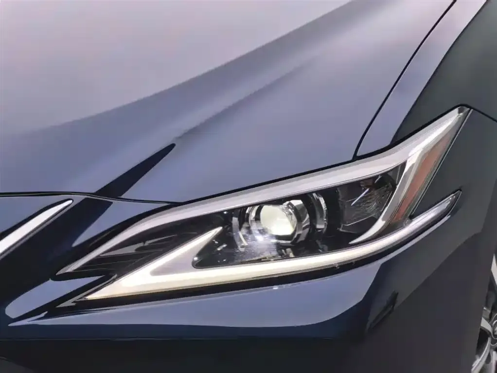 Lexus ES 2023 из CN, фото 5