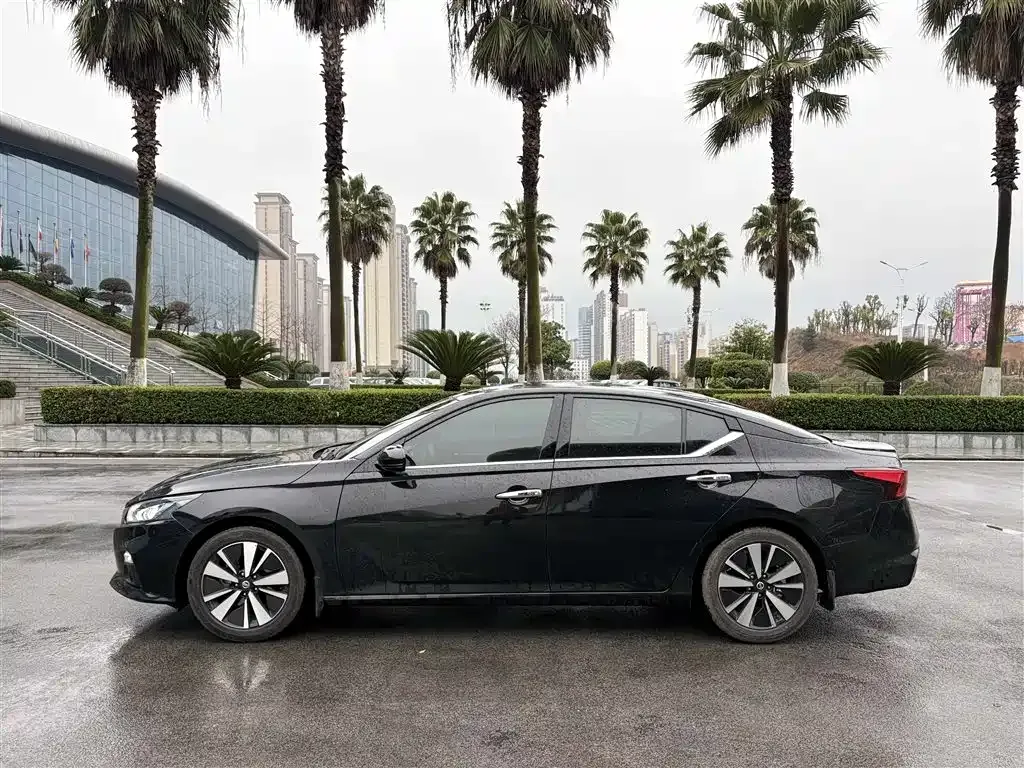 Nissan Teana — фото 6
