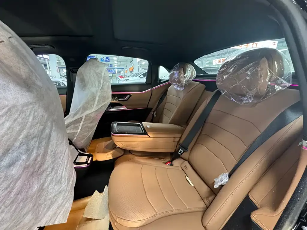 Mercedes-Benz E-Class 2026 из CN, фото 6