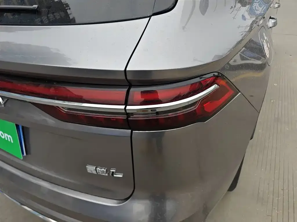 Geely Xingyue L 2023 из CN, фото 2