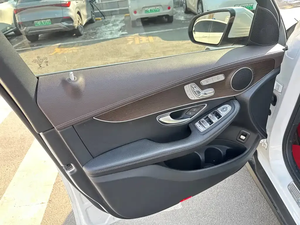 Mercedes-Benz GLC 2022 из CN, фото 6