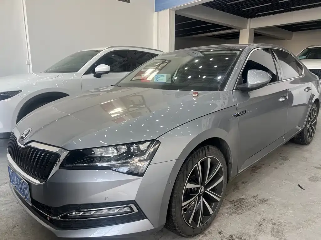 Skoda Superb 2023 из CN, фото 1