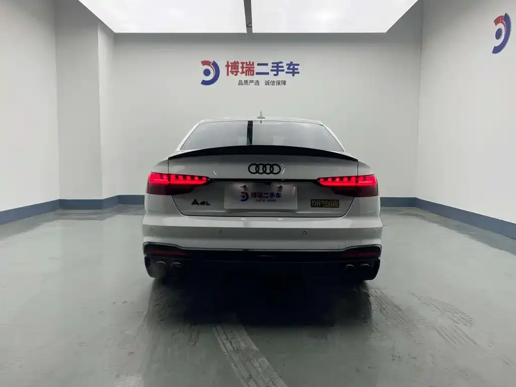 Audi A4L 2023 из CN, фото 6