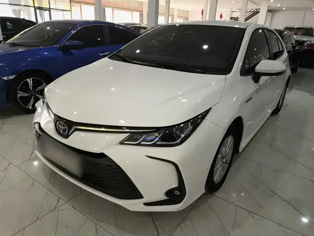 Toyota Corolla 2023 из CN, фото 3