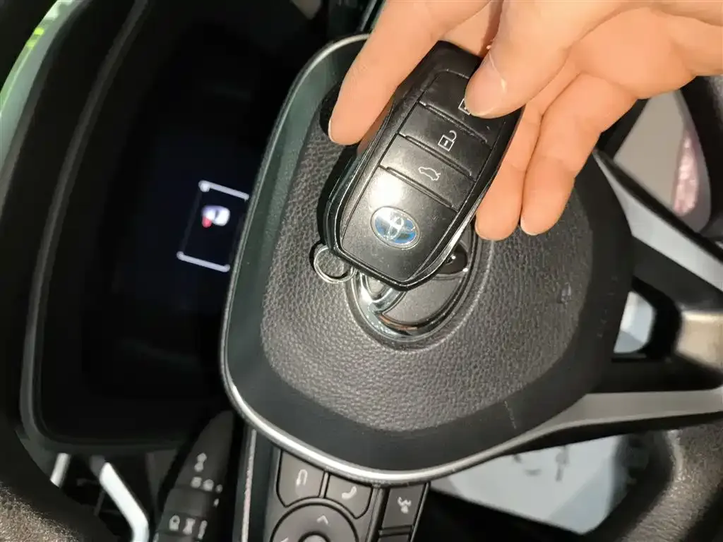 Toyota Corolla 2023 из CN, фото 5