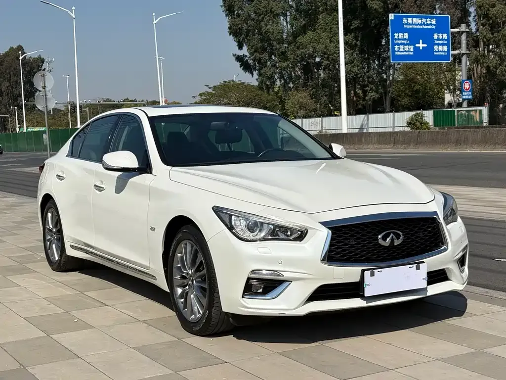 Infiniti Q50L 2022 из CN, фото 9