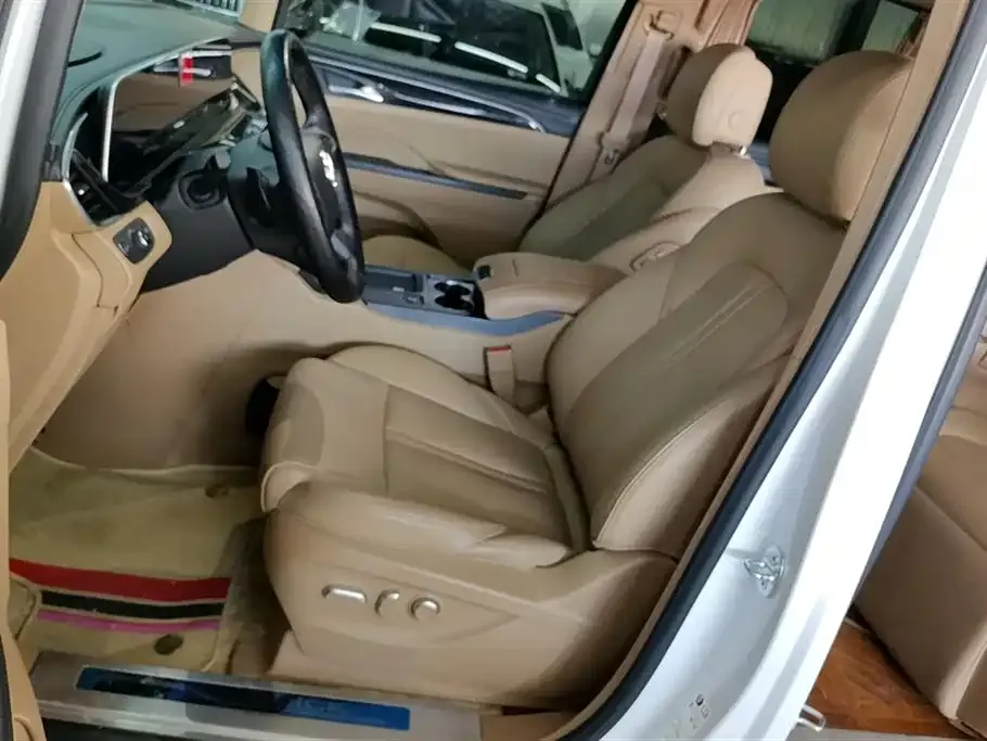 Buick GL8 2021 из CN, фото 5