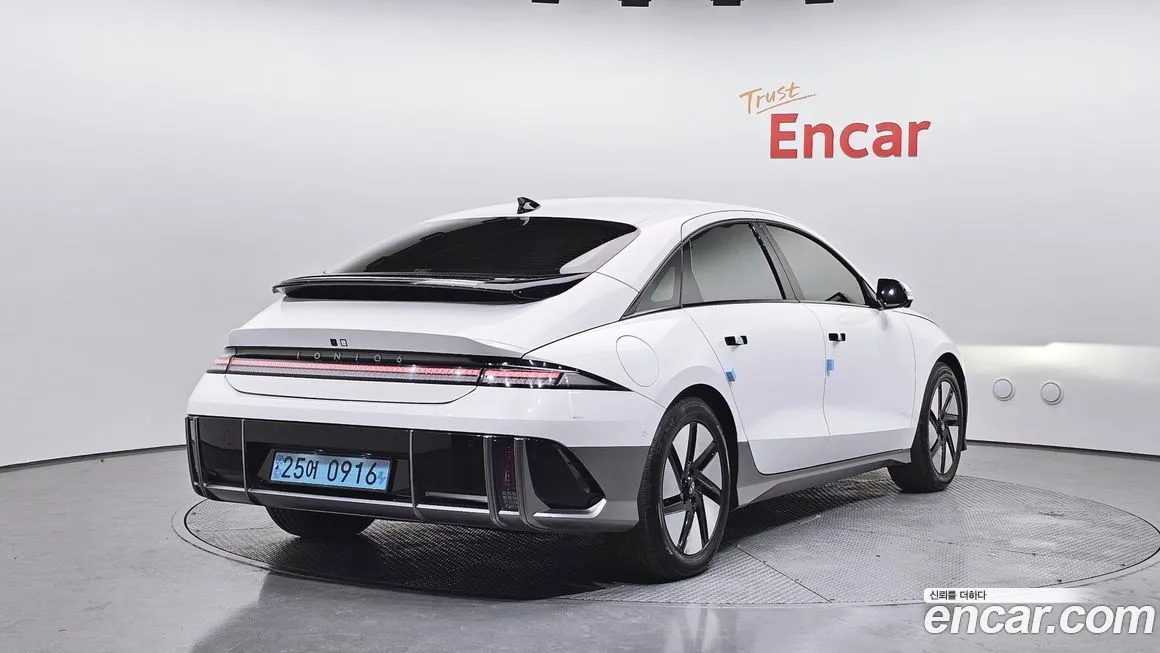 Hyundai Ioniq6 2023 из KR, фото 3