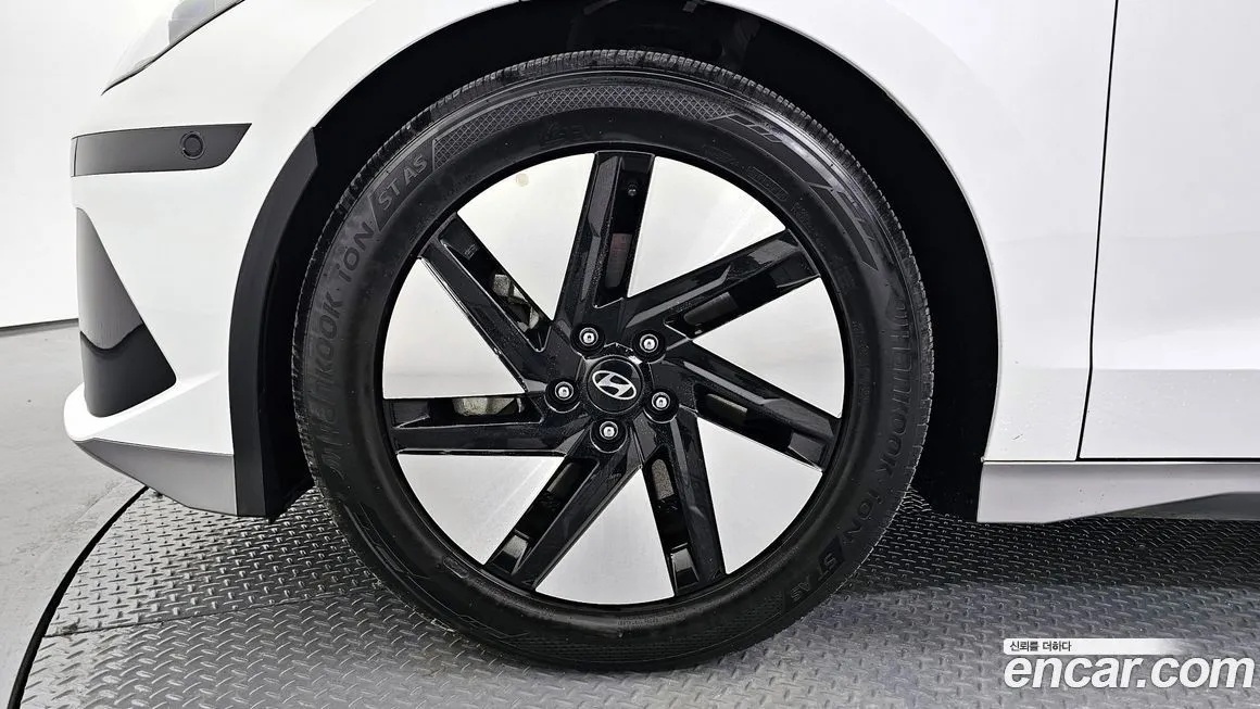 Hyundai Ioniq6 2023 из KR, фото 6