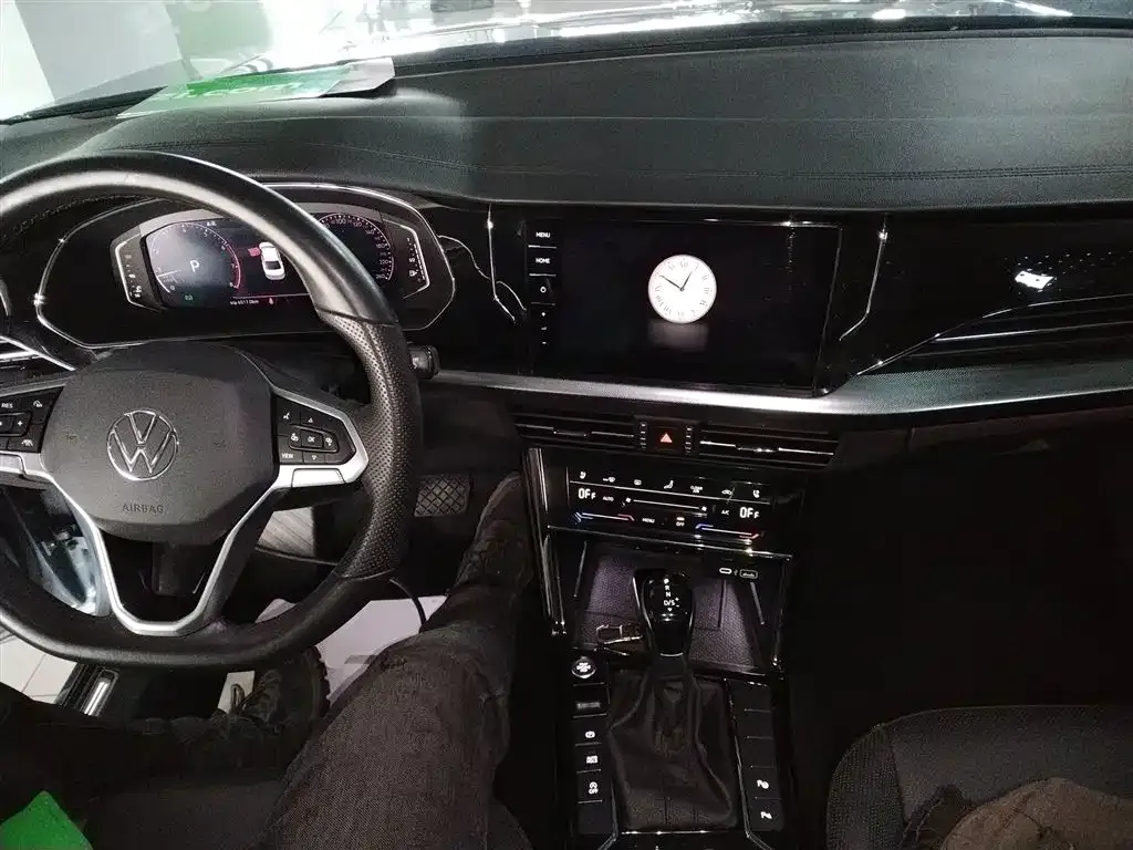 Volkswagen Passat 2021 из CN, фото 2