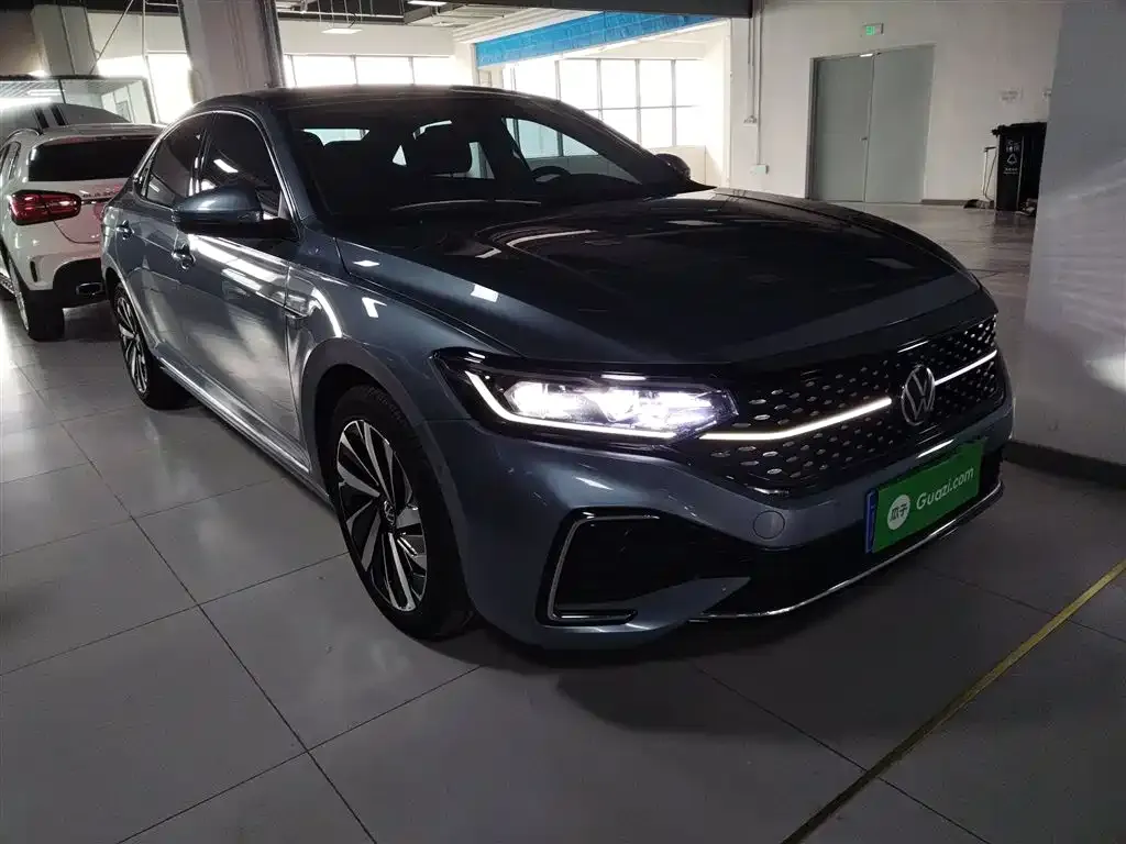 Volkswagen Passat 2021 из CN, фото 8