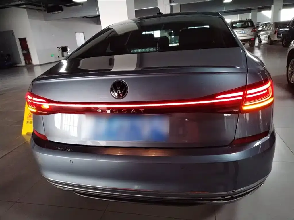 Volkswagen Passat 2021 из CN, фото 3