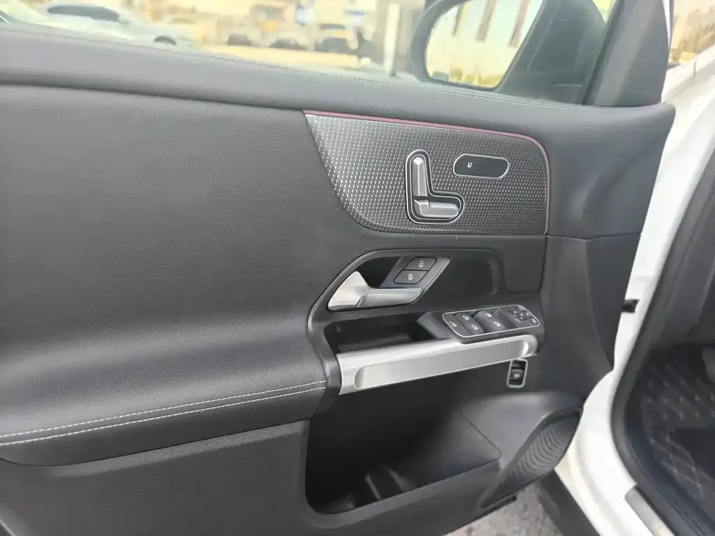 Mercedes-Benz GLB 2022 из CN, фото 9