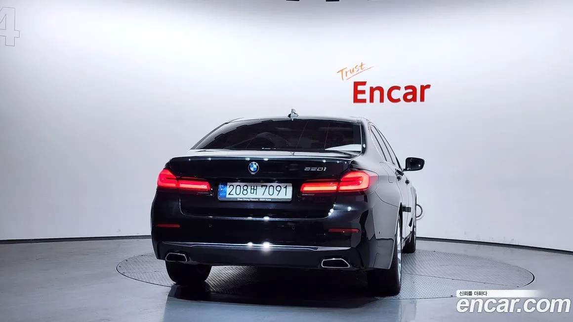 BMW 5-Series 2022 из KR, фото 9