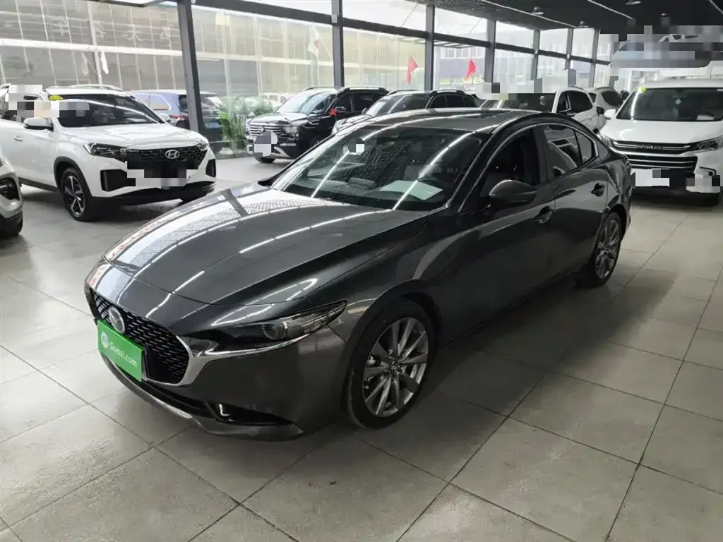 Mazda 3 Axela 2023 из CN, фото 1