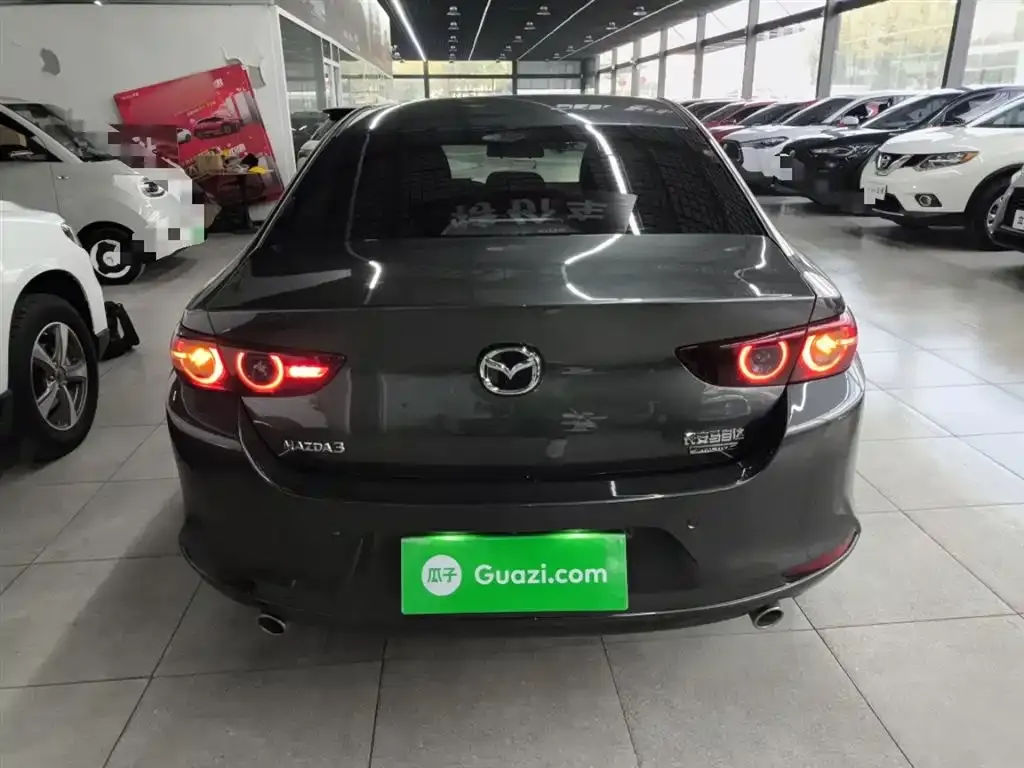 Mazda 3 Axela 2023 из CN, фото 6