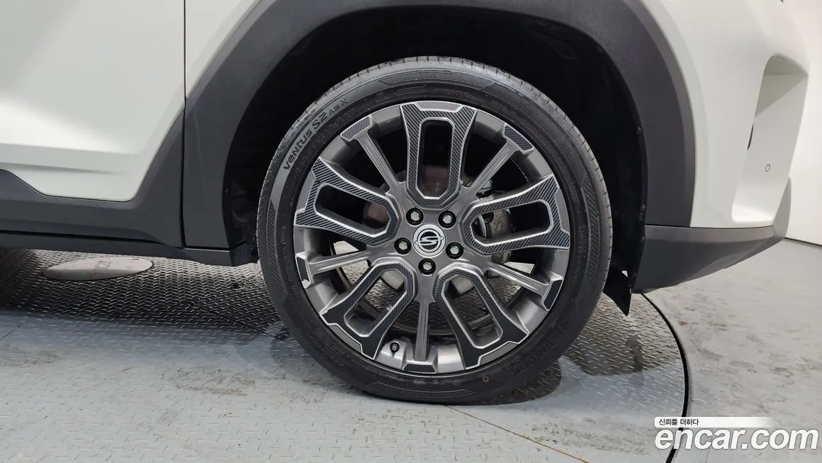 KG Mobility (Ssangyong) Torres — фото 7