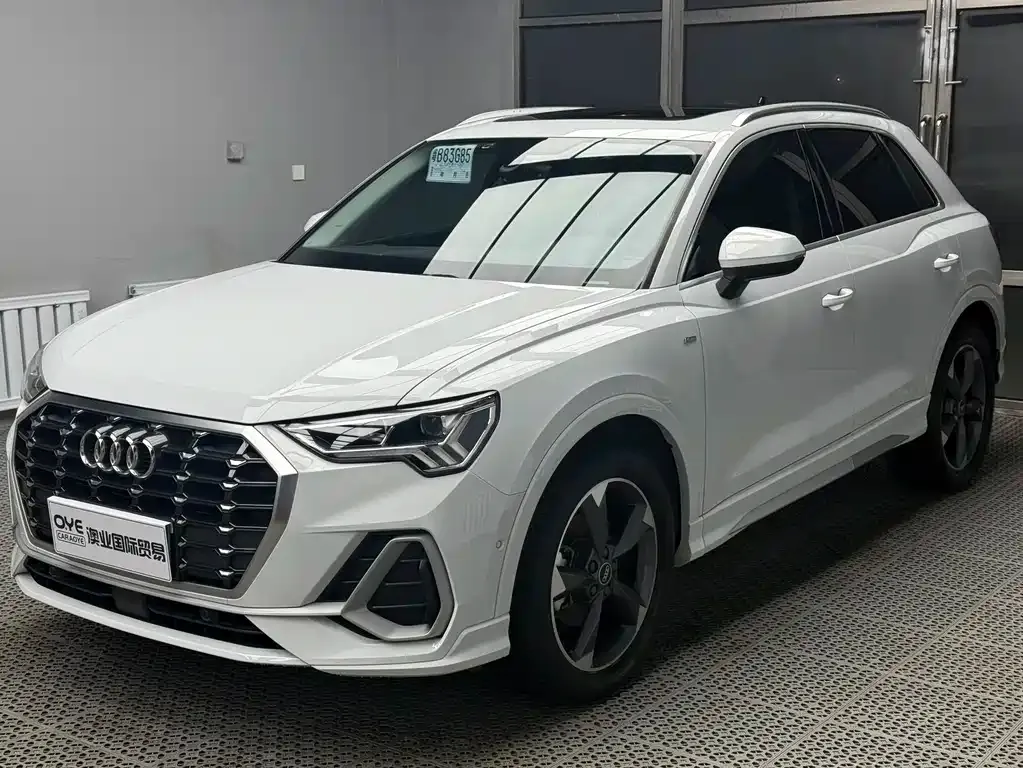 Audi Q3 2021 из CN, фото 1
