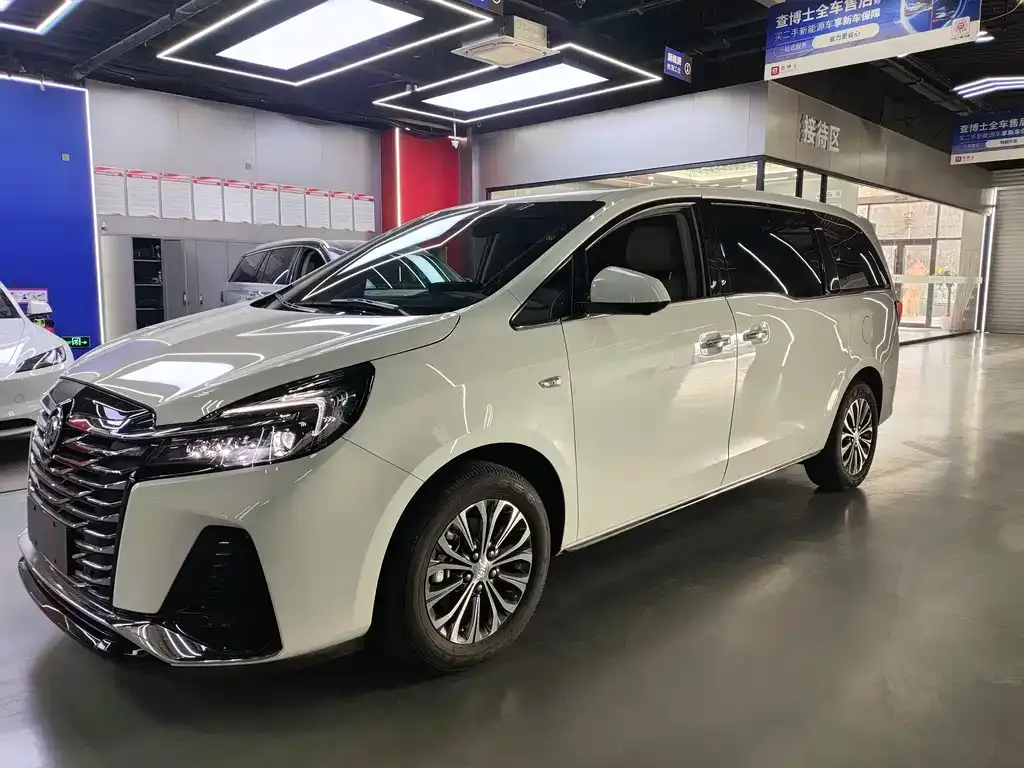 Buick GL8 2023 из CN, фото 1
