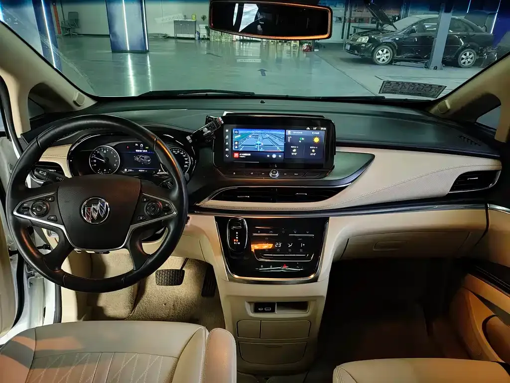 Buick GL8 2023 из CN, фото 9