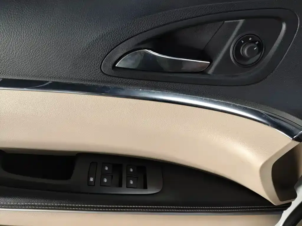 Buick GL8 2023 из CN, фото 7