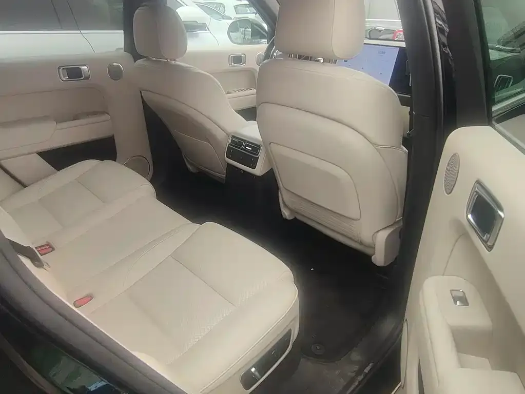 Li Auto L7 2024 из CN, фото 2