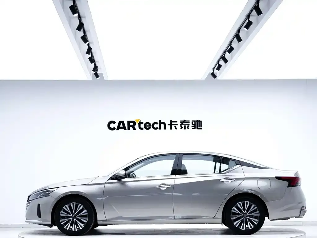 Nissan Teana 2023 из CN, фото 3