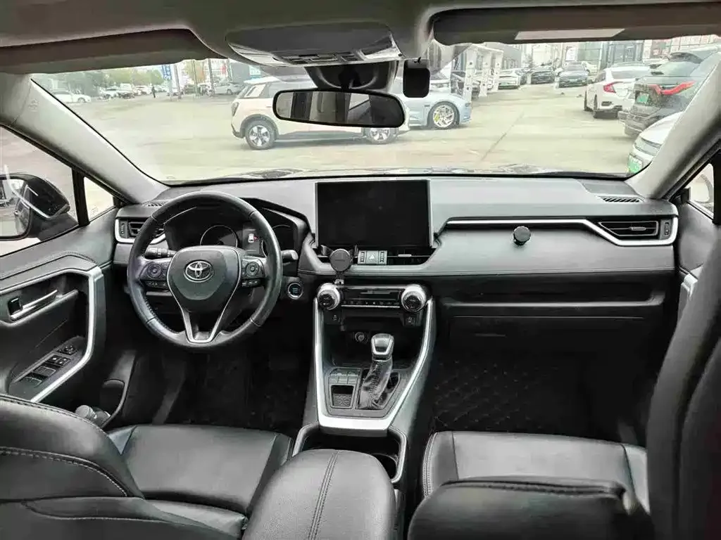 Toyota Wildlander 2022 из CN, фото 7