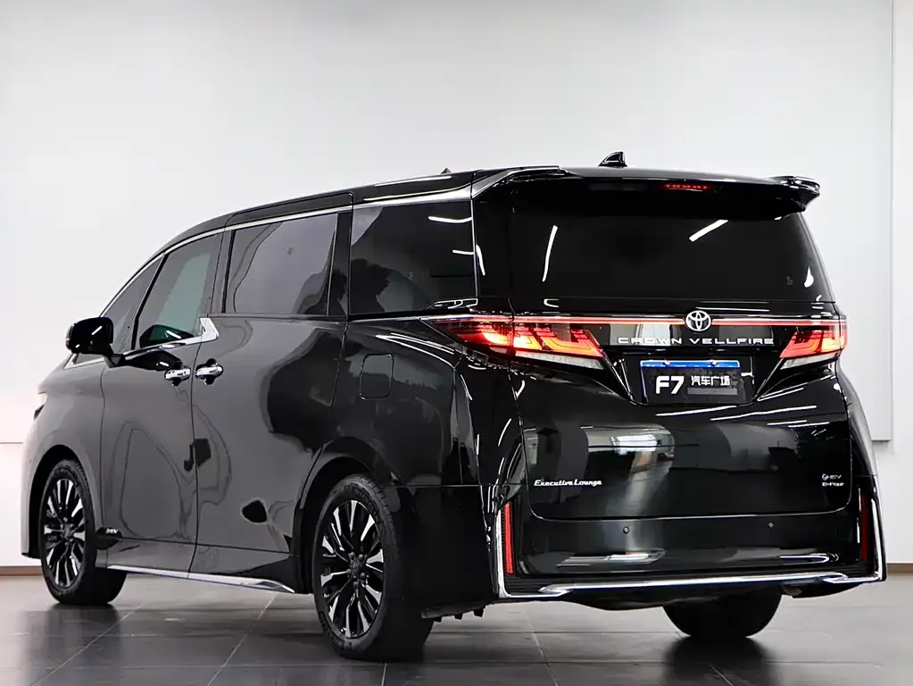 Toyota Vellfire 2024 из CN, фото 6