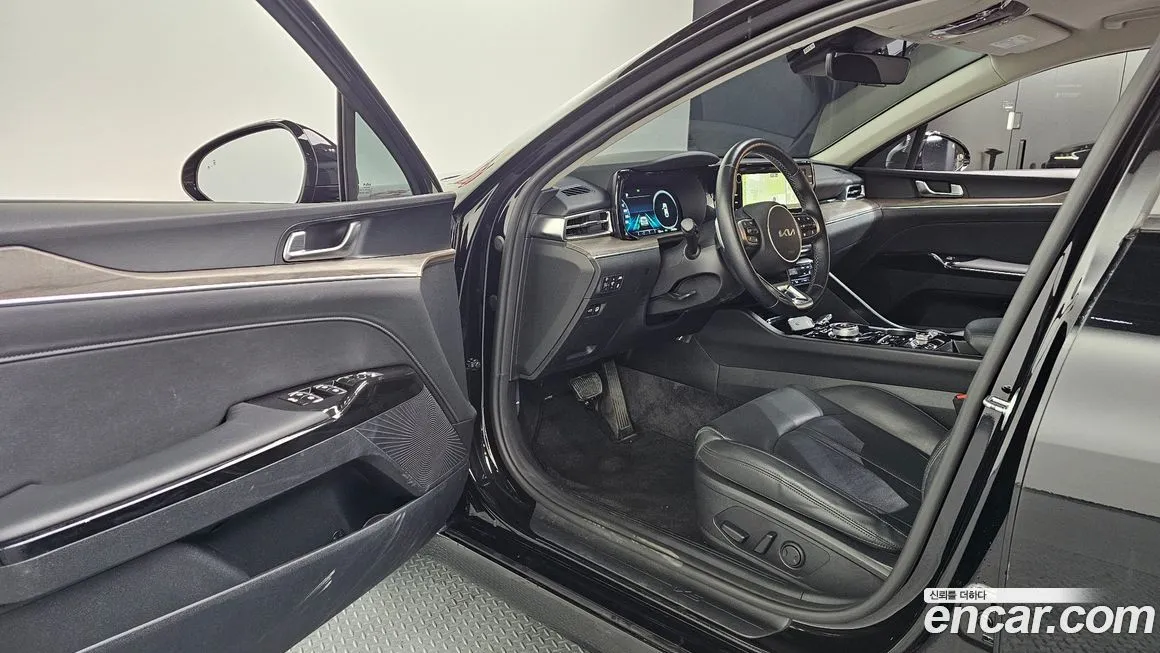 Kia K5 2023 из KR, фото 3