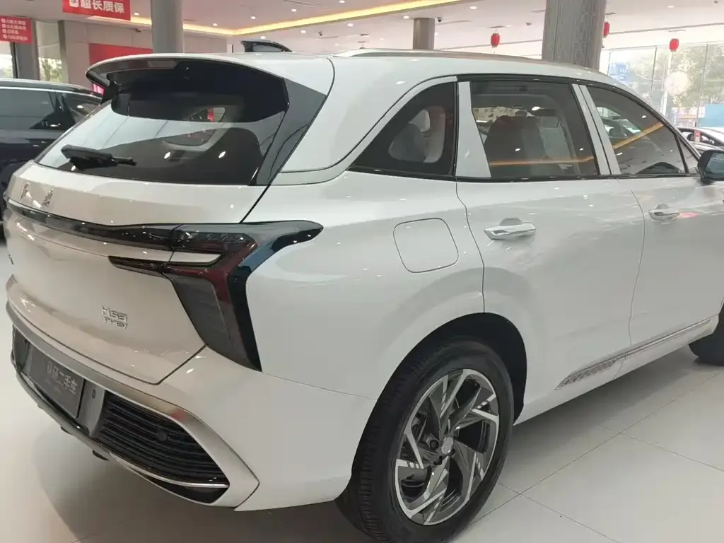 Hongqi HS3 PHEV 2026 из CN, фото 3