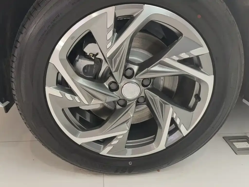 Hongqi HS3 PHEV 2026 из CN, фото 4