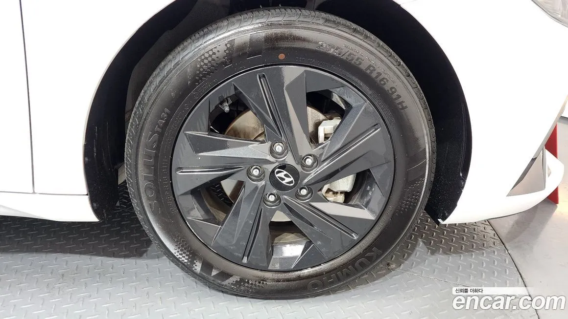 Hyundai AVANTE 2023 из KR, фото 7