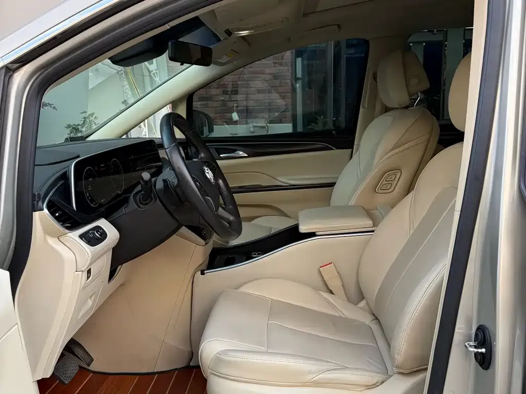 Buick GL8 2022 из CN, фото 8