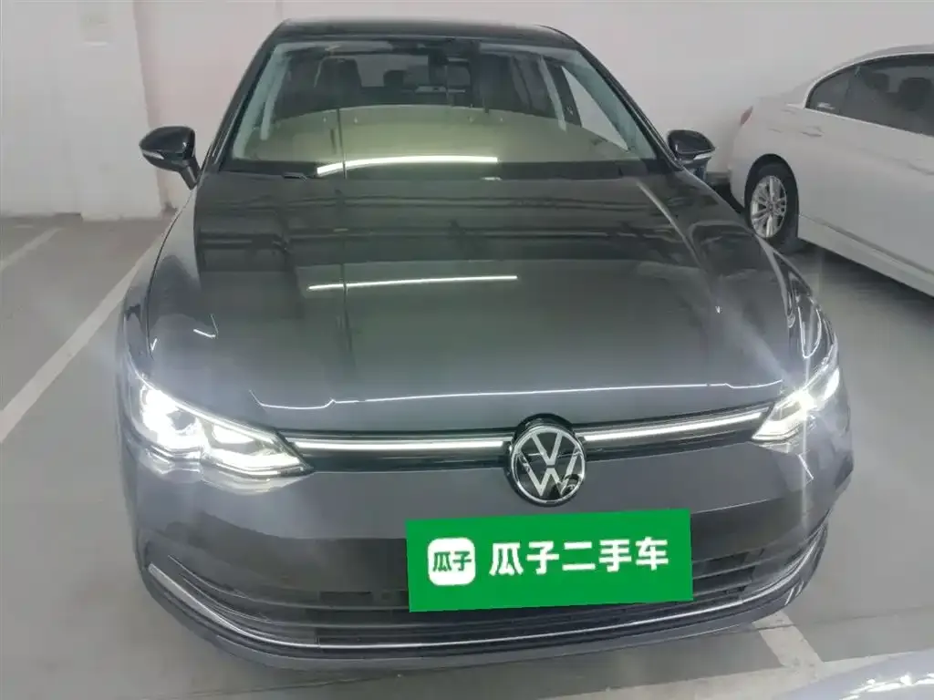 Volkswagen Golf 2023 из CN, фото 3