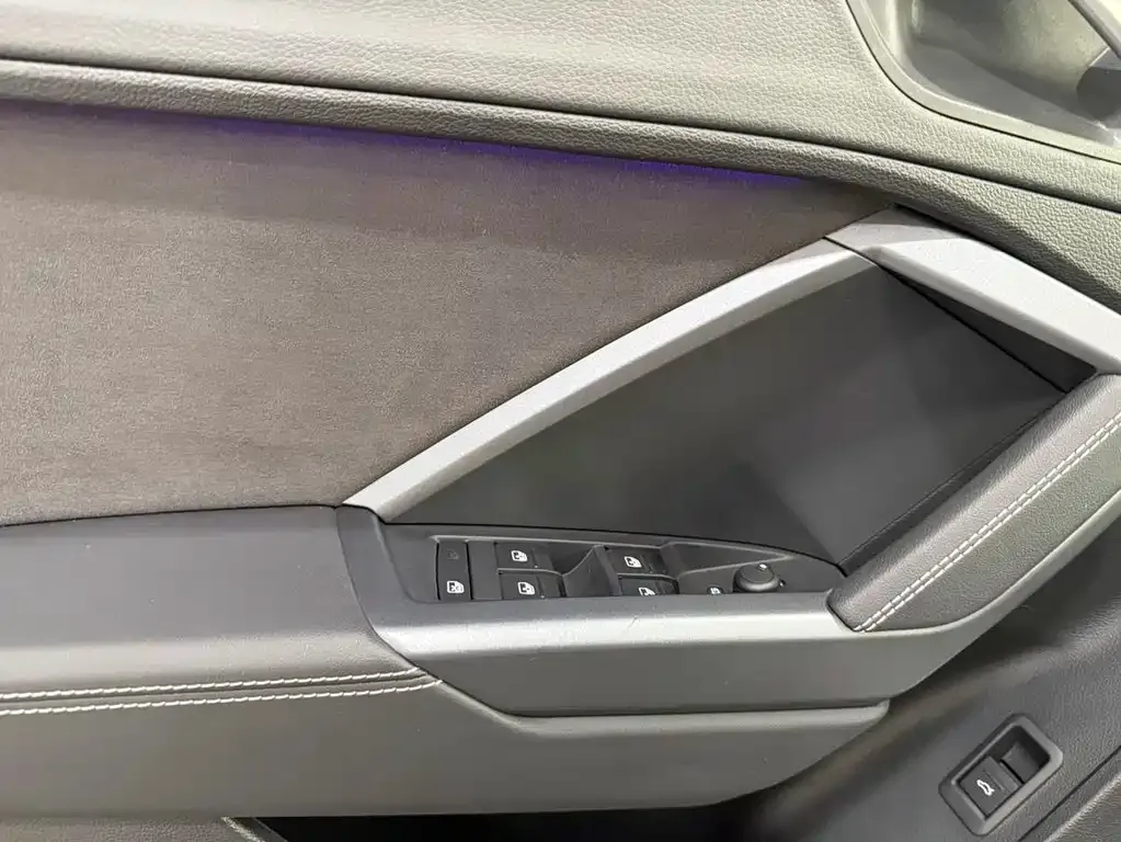 Audi Q3 2024 из CN, фото 10