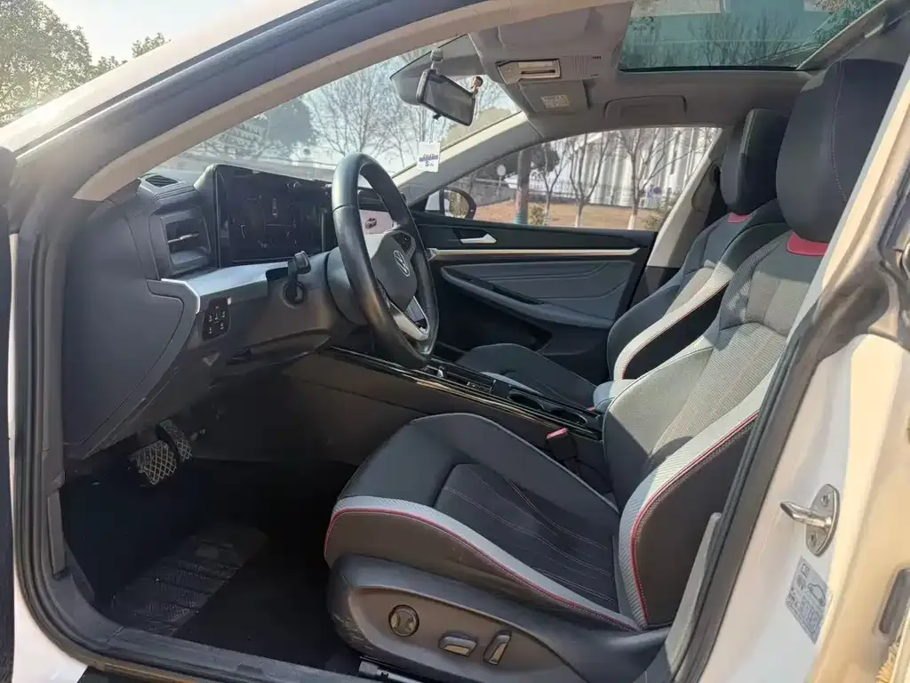 Volkswagen Lamando 2023 из CN, фото 2