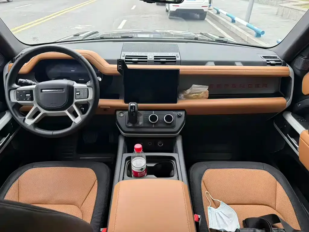 Land Rover Defender 2024 из CN, фото 2