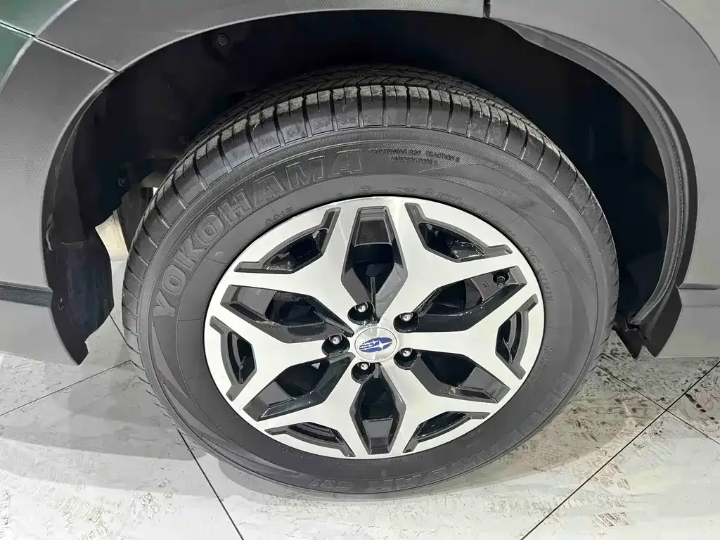 Subaru Forester 2023 из CN, фото 7