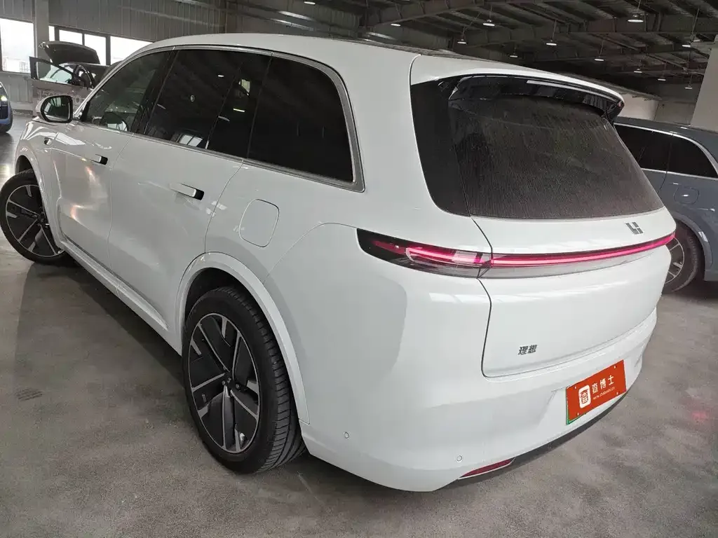 Li Auto L8 2025 из CN, фото 7