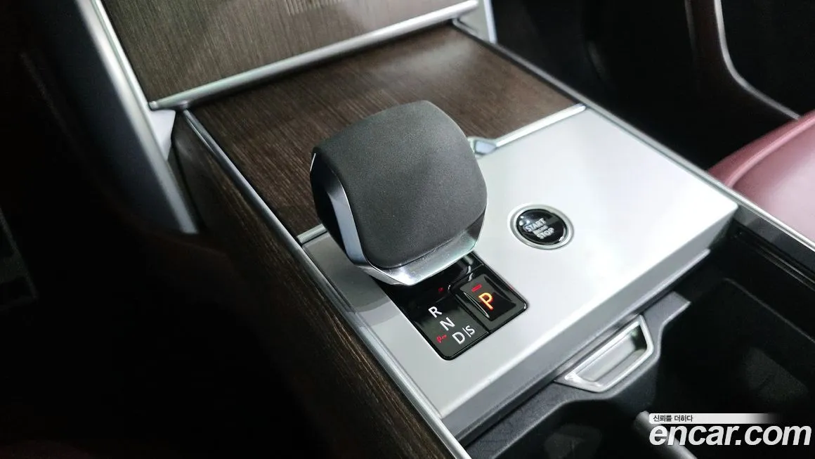 Land Rover Range Rover 2024 из KR, фото 7