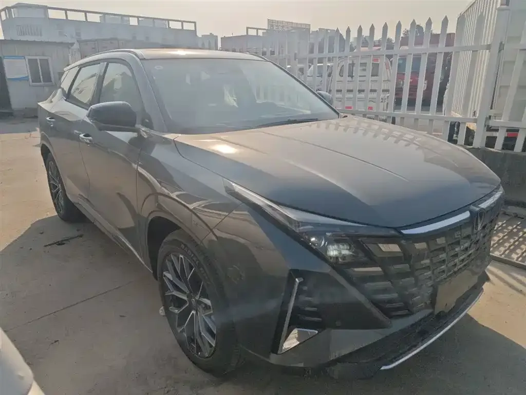 Changan UNI-Z New Energy 2026 из CN, фото 5