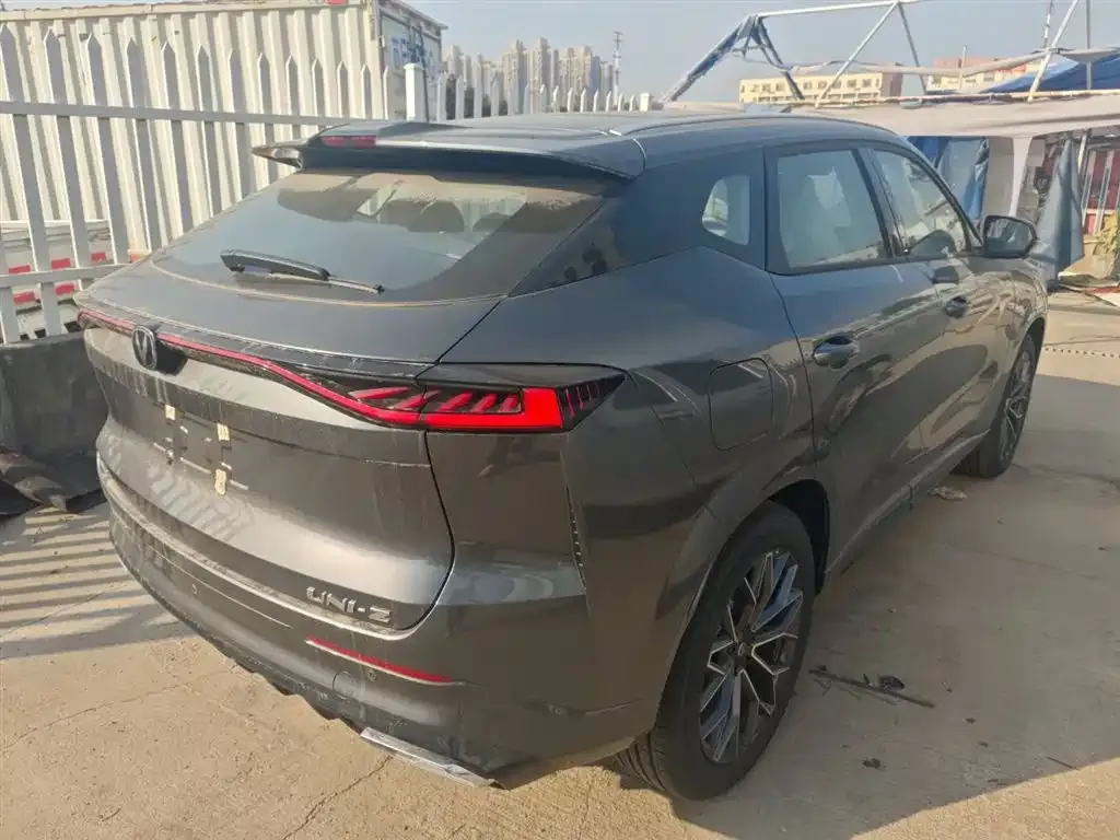 Changan UNI-Z New Energy 2026 из CN, фото 9
