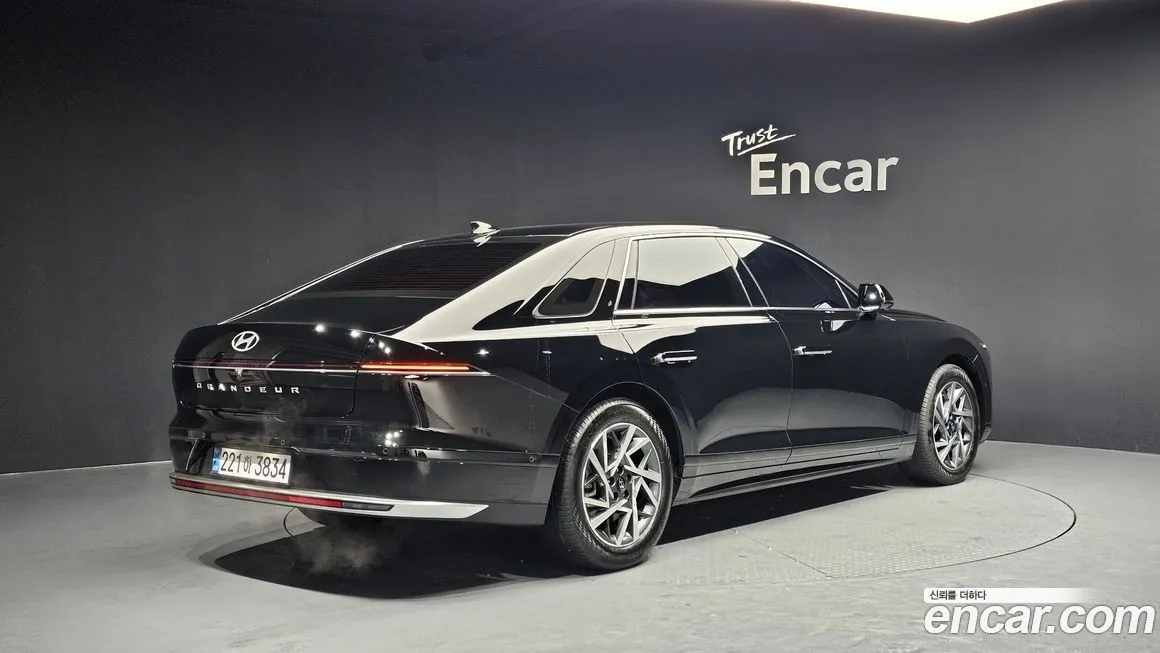 Hyundai Grandeur 2023 из KR, фото 3