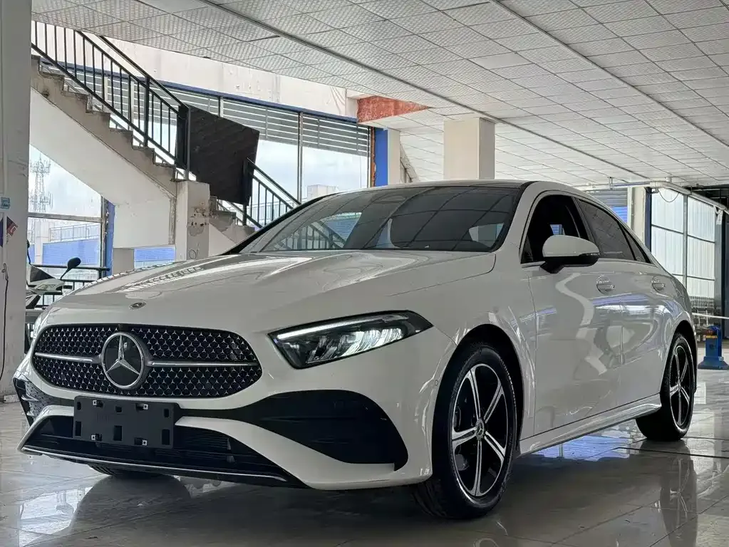 Mercedes-Benz A-Class 2024 из CN, фото 1