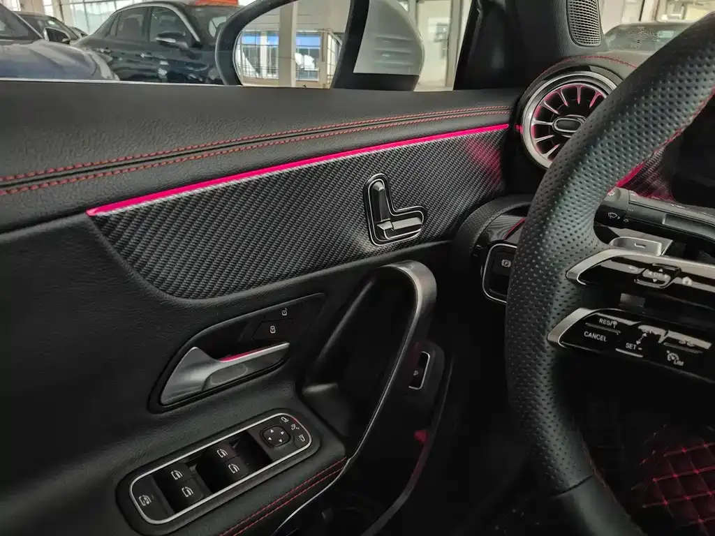 Mercedes-Benz A-Class 2024 из CN, фото 8