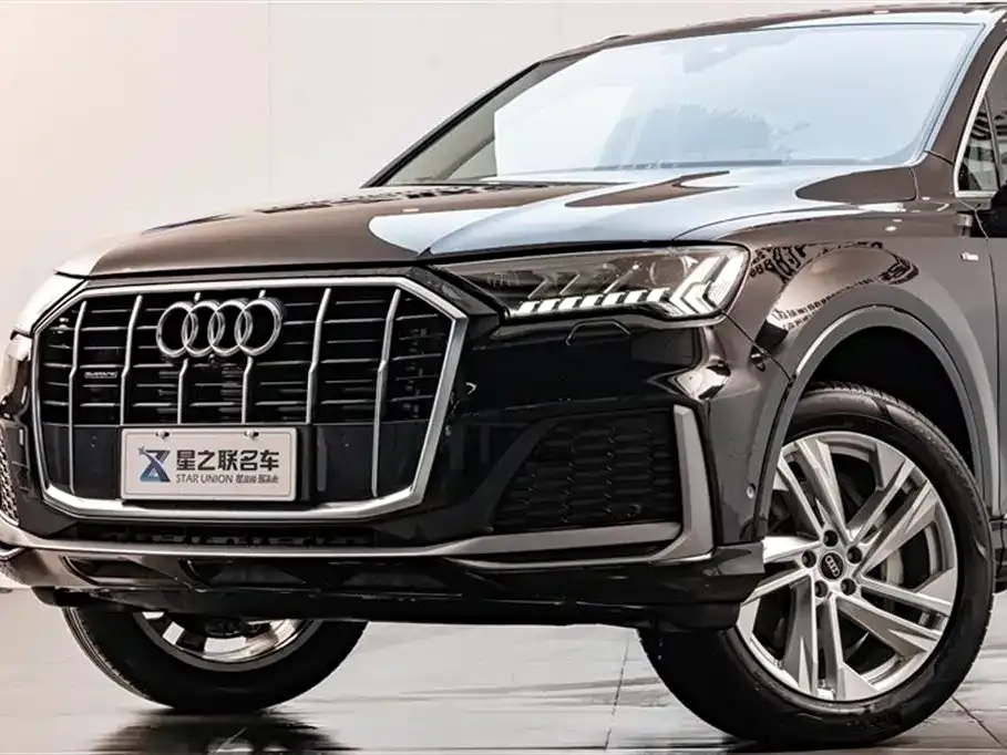 Audi Q7 2024 из CN, фото 3