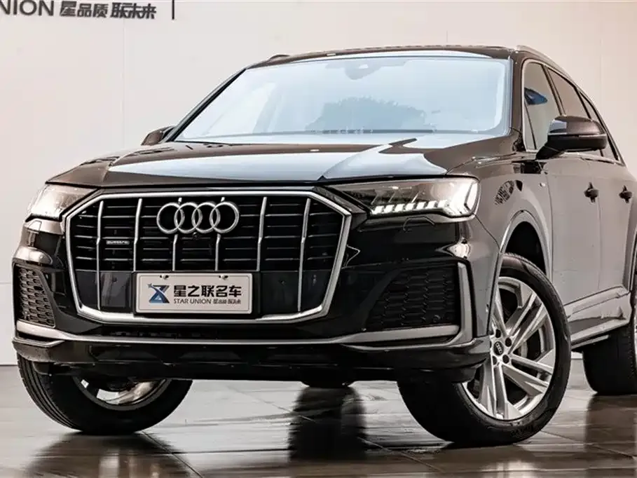 Audi Q7 2024 из CN, фото 6