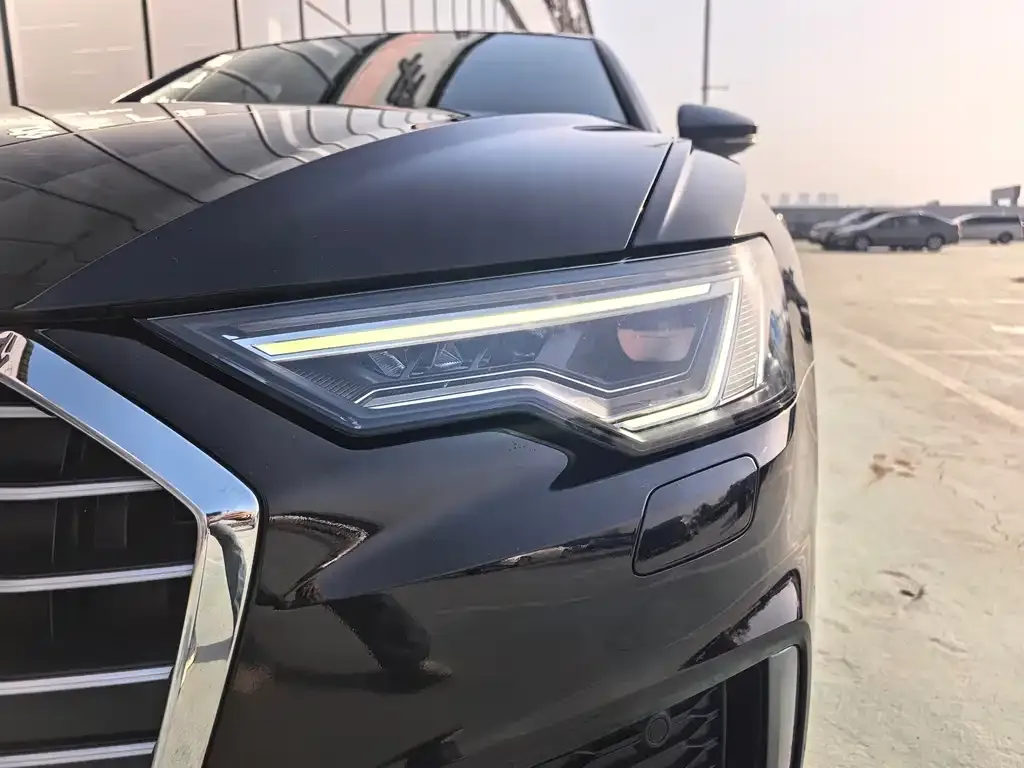 Audi A6L 2022 из CN, фото 2
